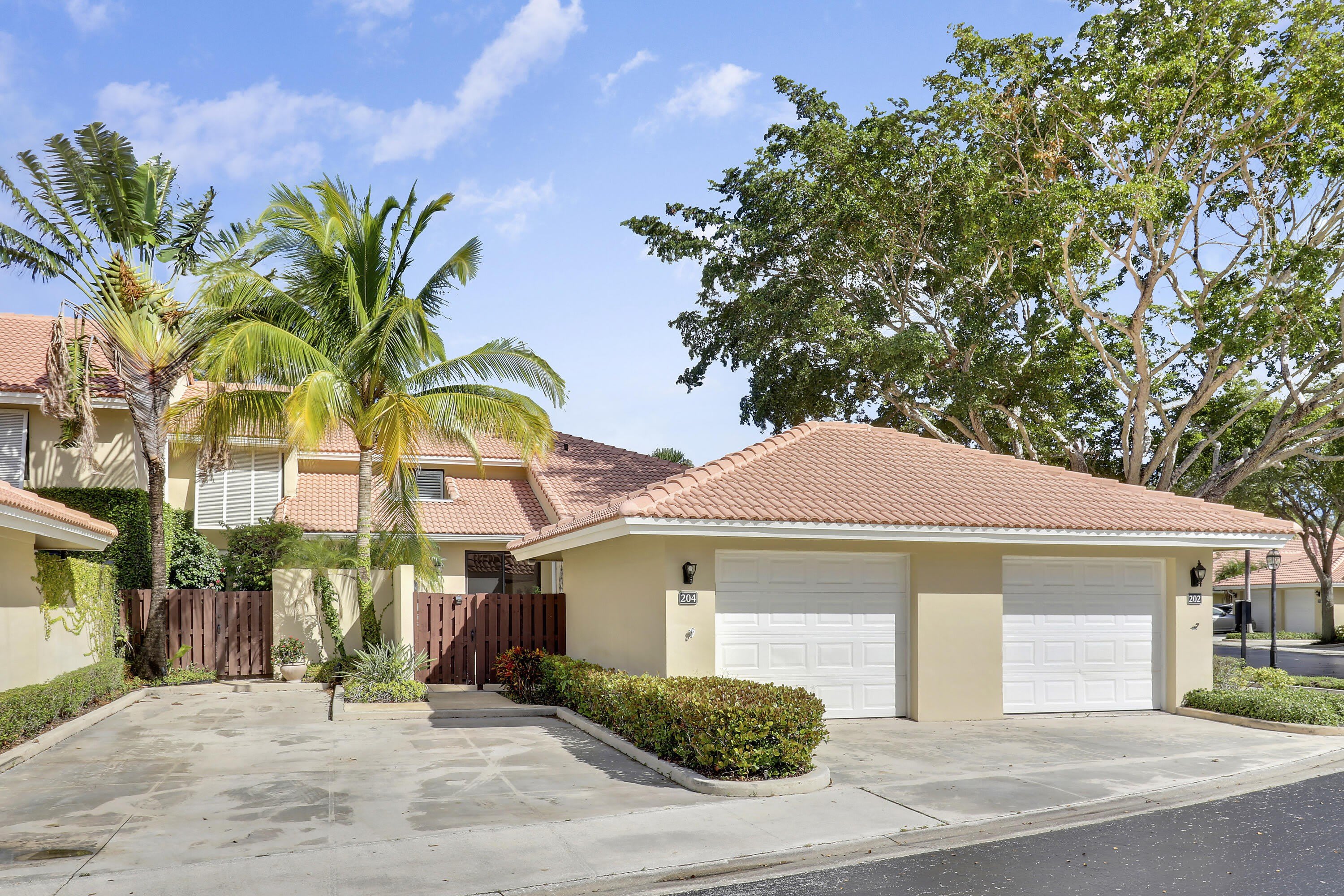 204 Old Meadow Way – photo 2