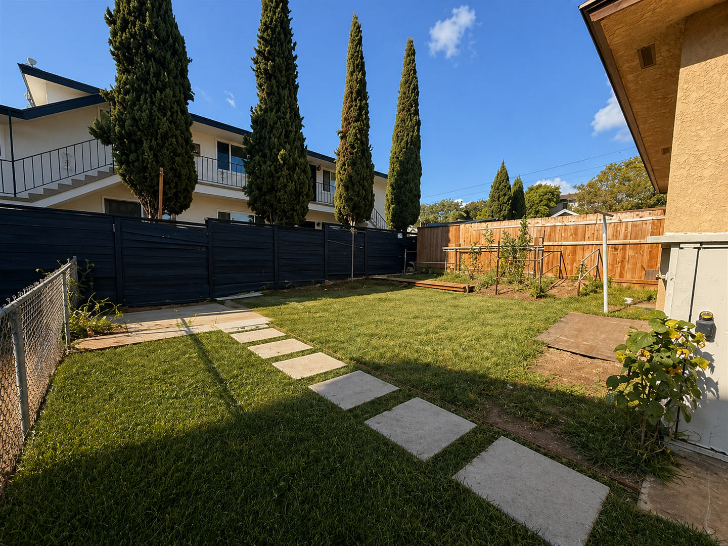 North National City 2 bedroom Home with large private yard and parking – photo 2