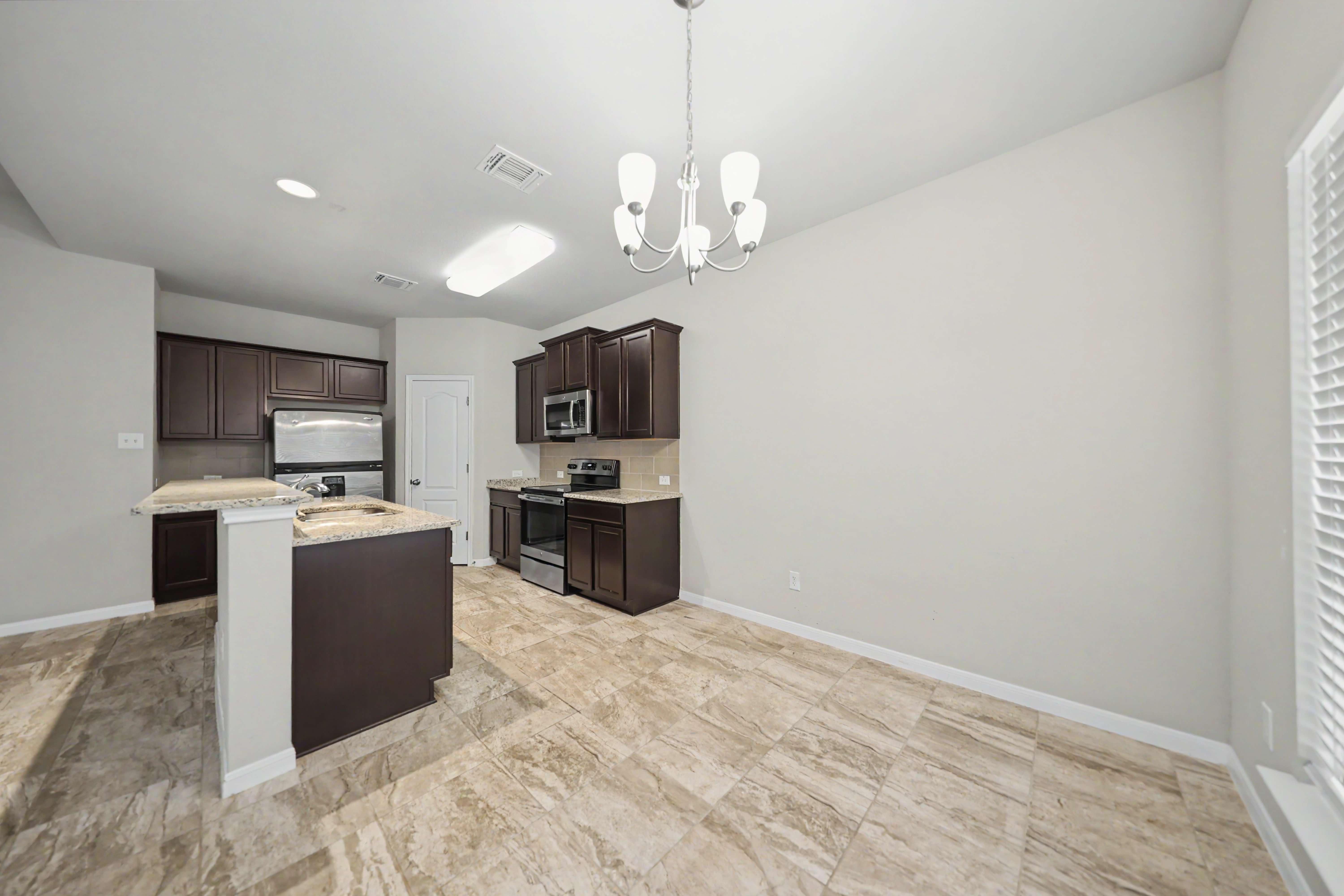 7508 Hudson Grove Dr – photo 5