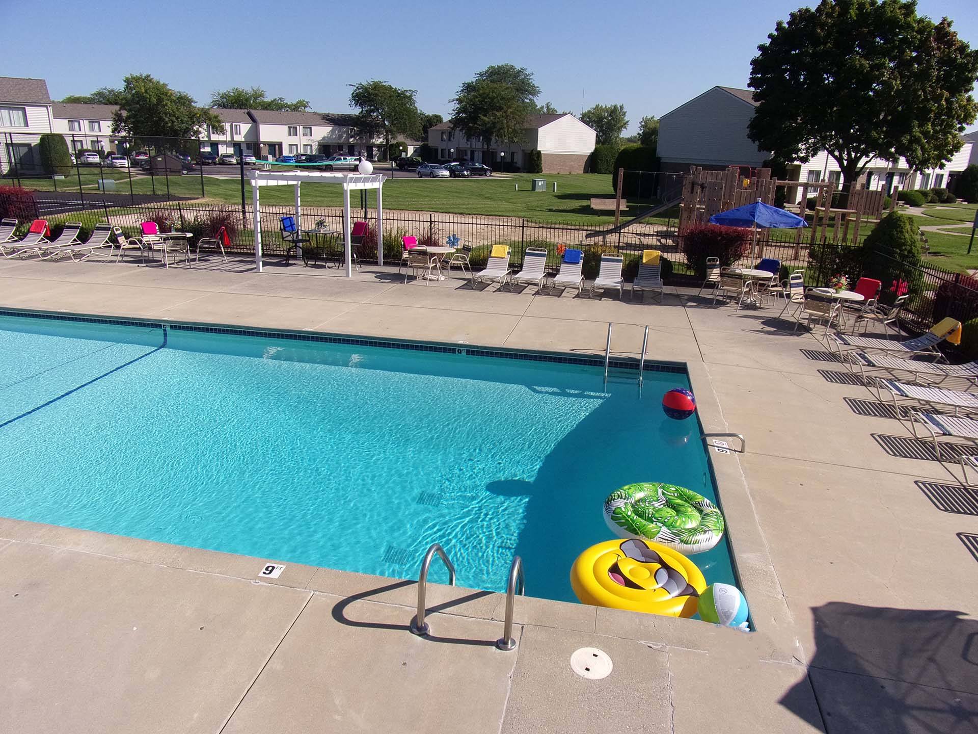 Waters Landing Apartment – photo 2