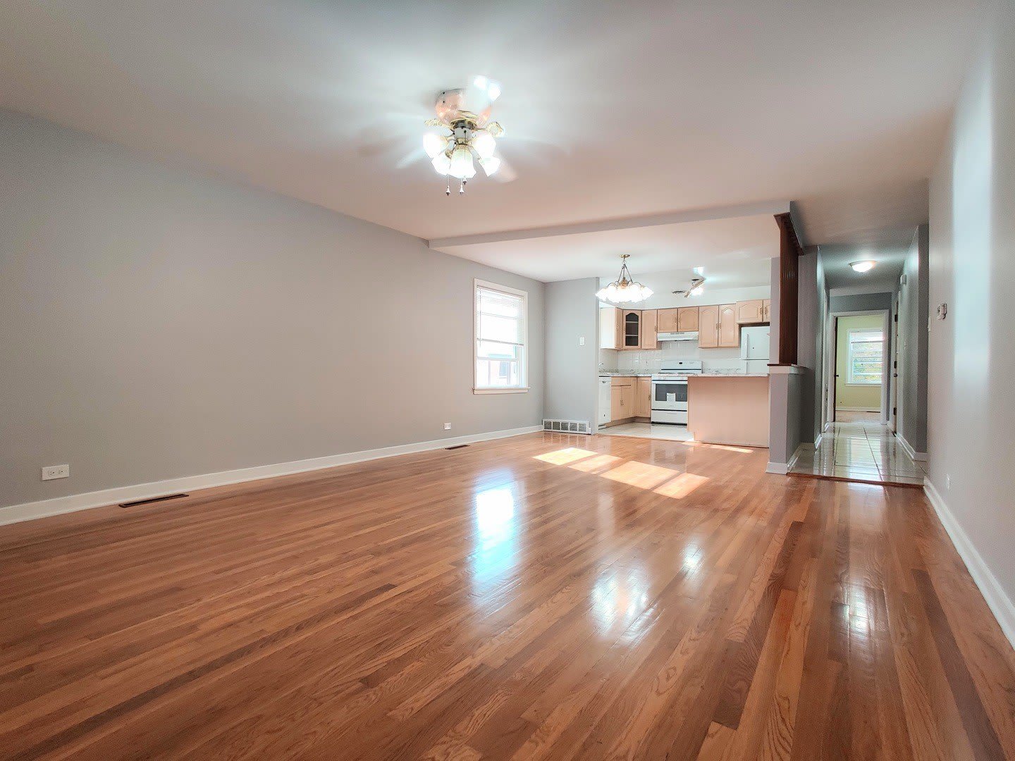 724 Florence Avenue – photo 3