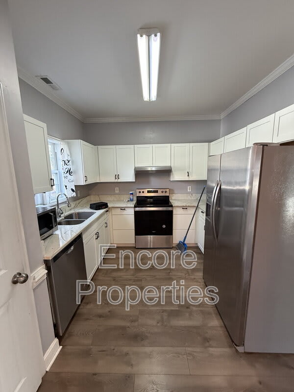 3822 Charleston Park Drive – photo 2