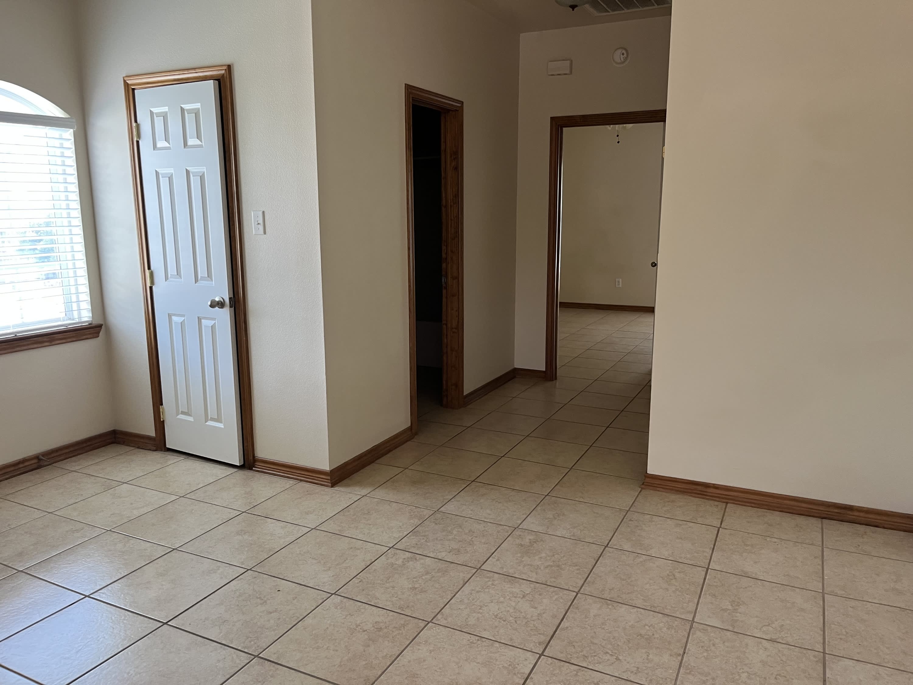 1708 Monroe Street Apt 203 – photo 3