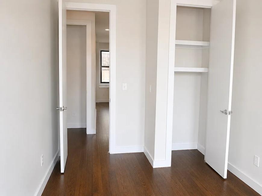 1108 Rogers Avenue – photo 2