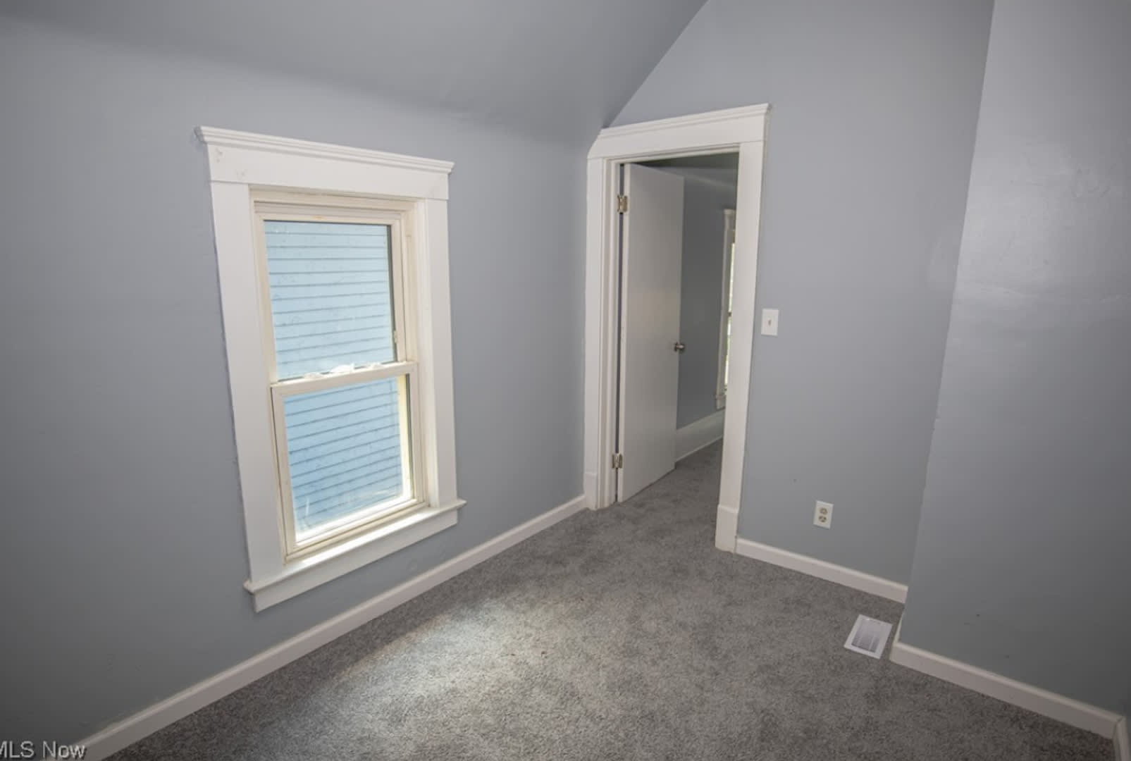 Newly Renovated 4BR/2BA – photo 5