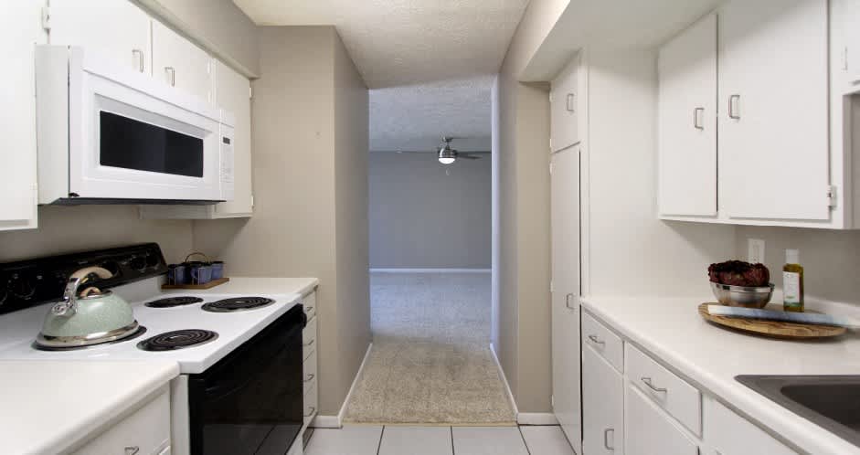 The Inverness Apartments – photo 5