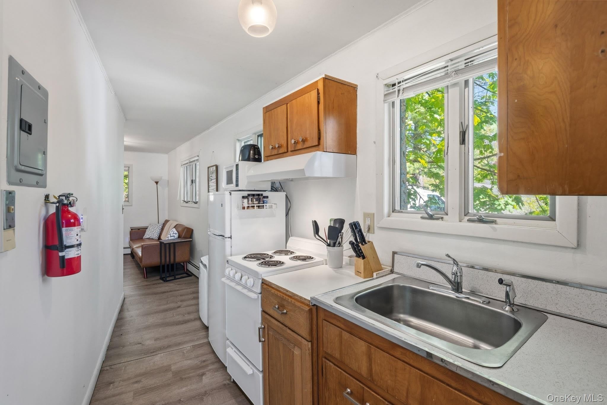 194 Jersey Avenue – photo 3