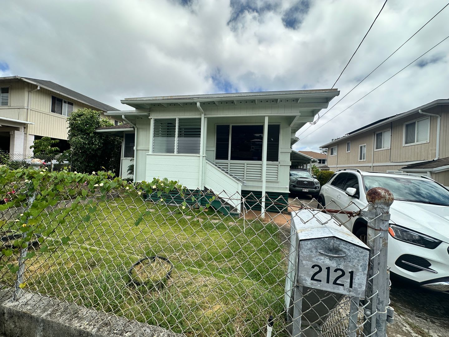 2121 Eheu Street Charming Honolulu Home In Prime Location – photo 2