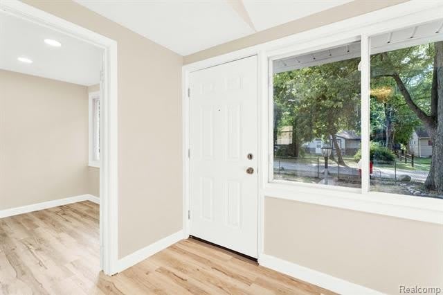23248 Helen Street – photo 4