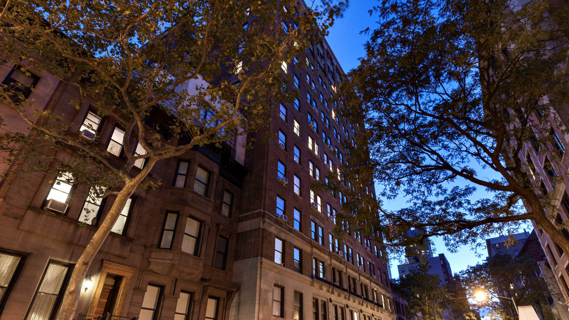 Parc Coliseum Apartments – photo 4