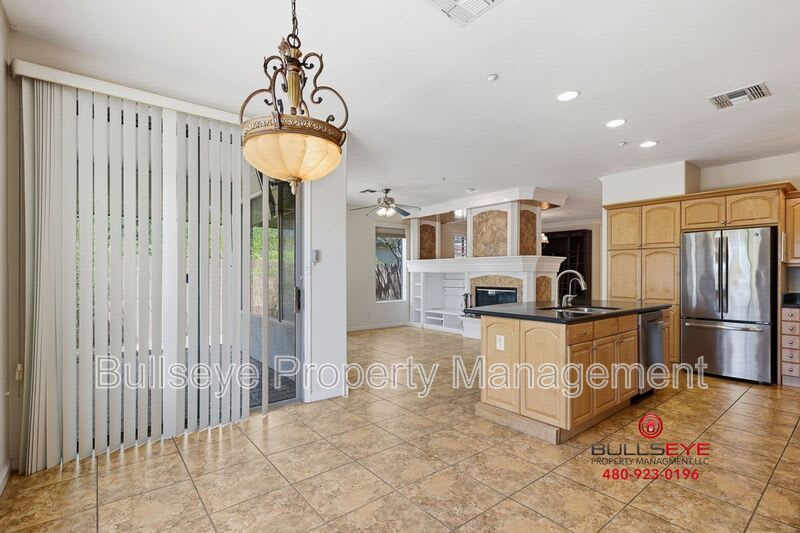 2927 W. Plum Hollow Drive – photo 2
