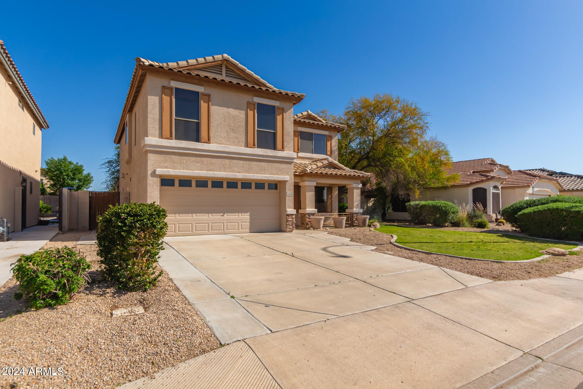 4629 E AUGUSTA Avenue – photo 5