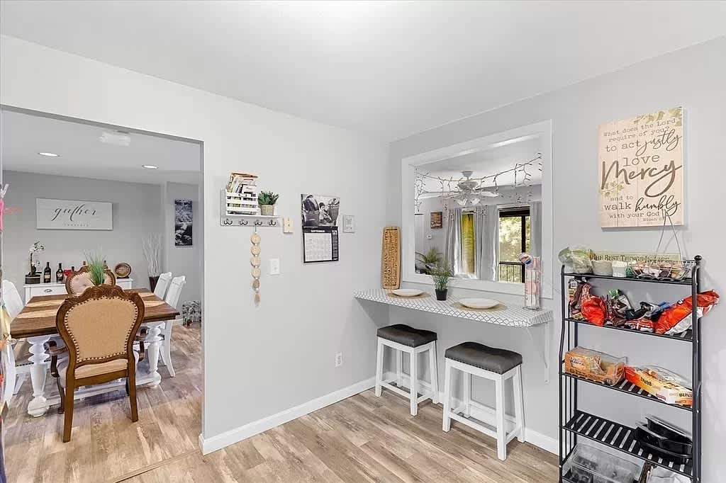 221 Oak St Apt 5-33 – photo 5
