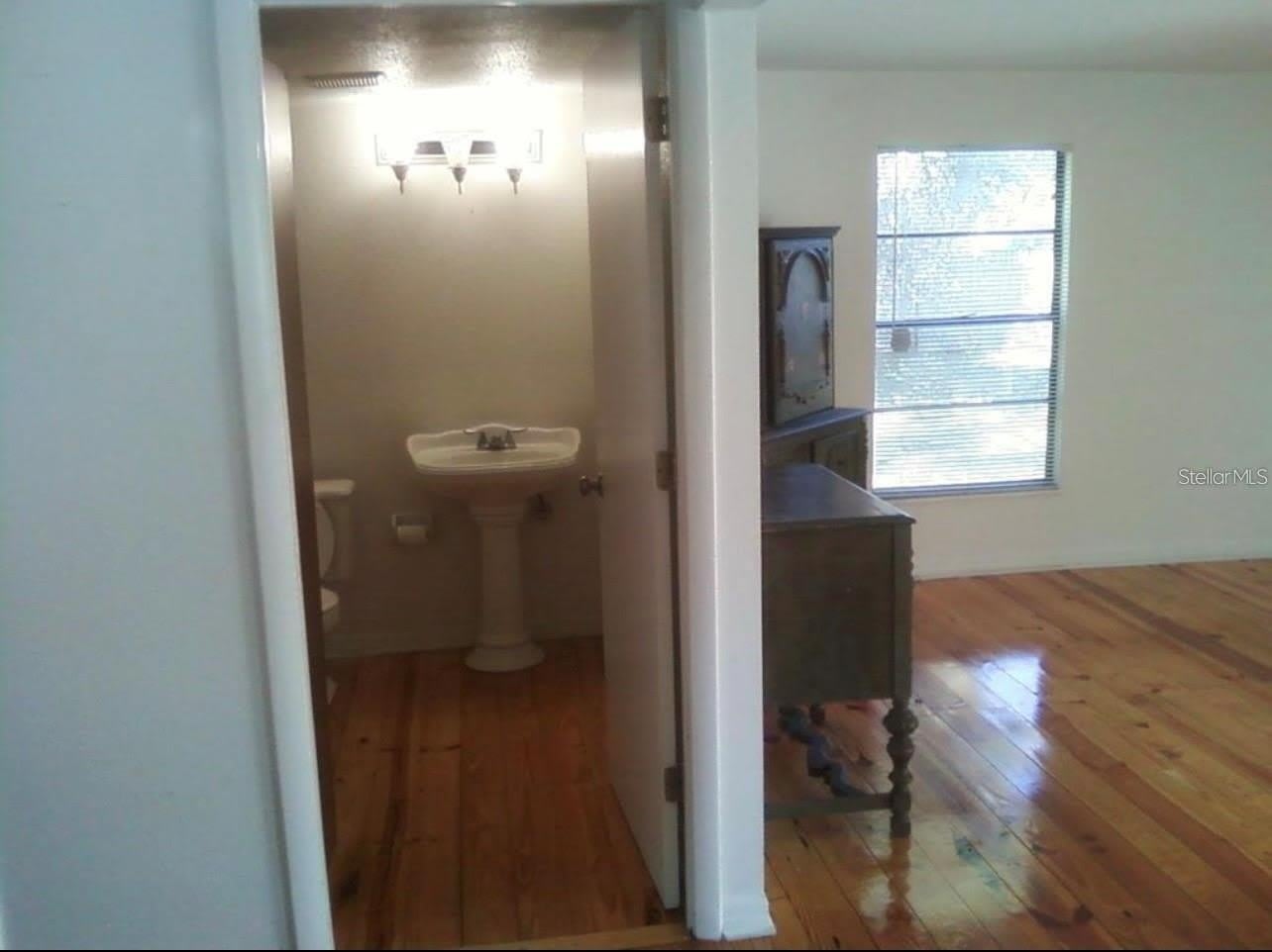 7205 S MANHATTAN Avenue – photo 5