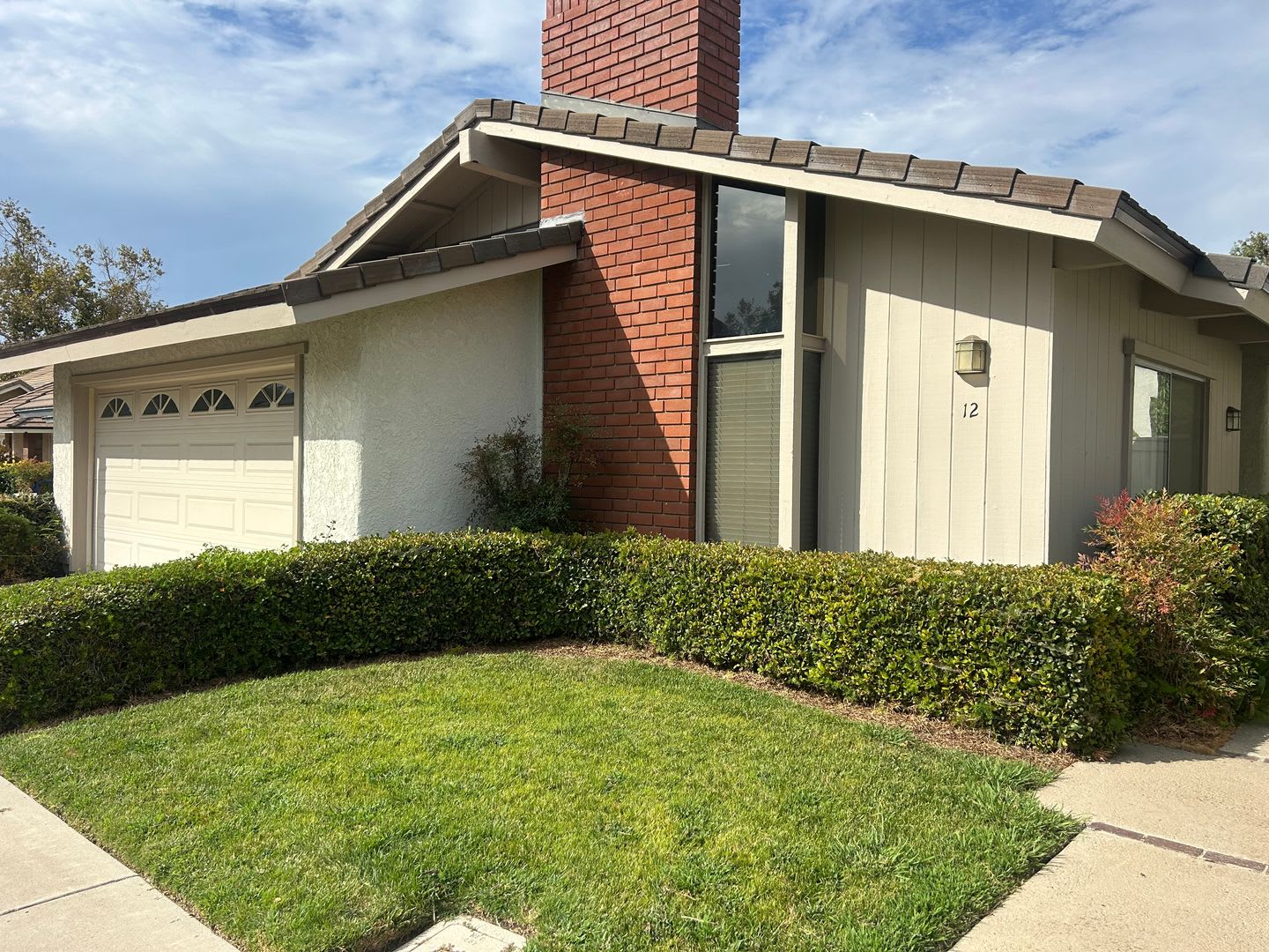 Charming 3 Bedroom Home In Desirable Deerfield Community Of Irvine – photo 2