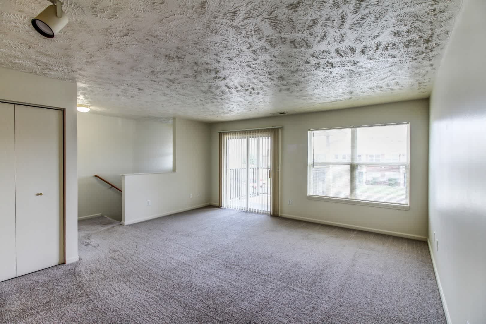 Riverbend Apartment Homes – photo 4