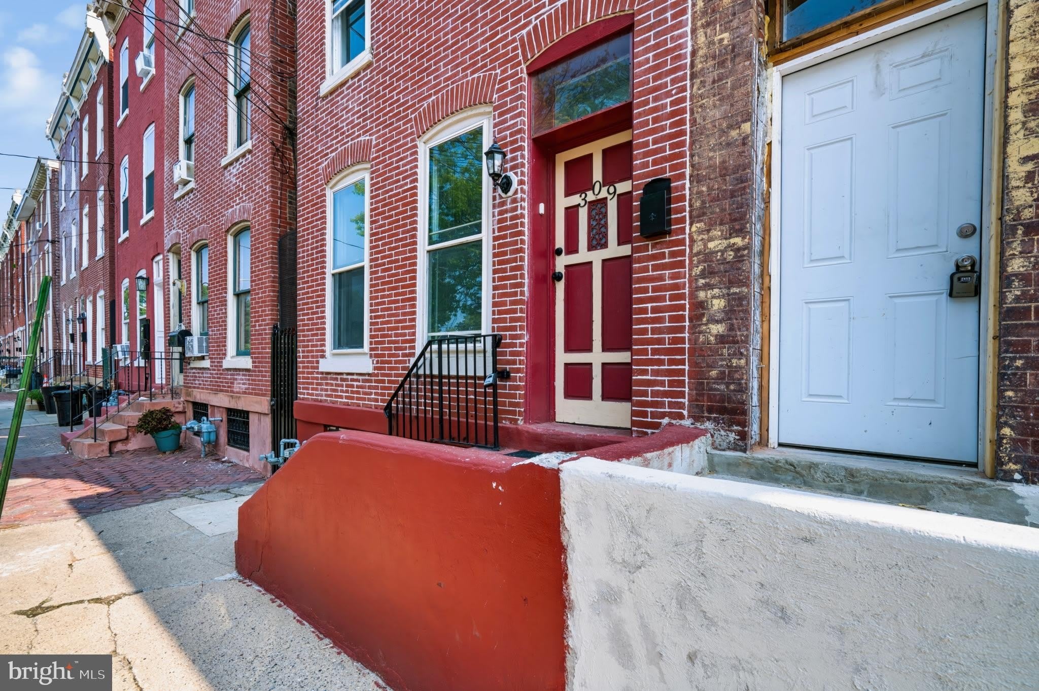 309 Academy Street – photo 1