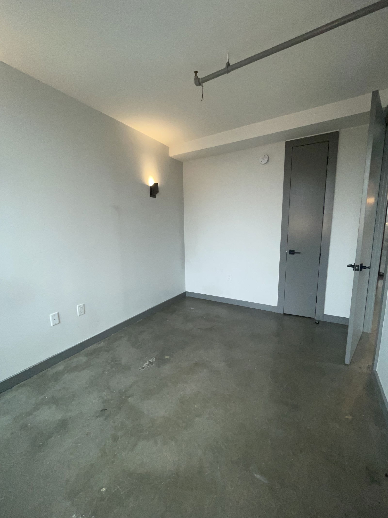 410 Tompkins Avenue – photo 4