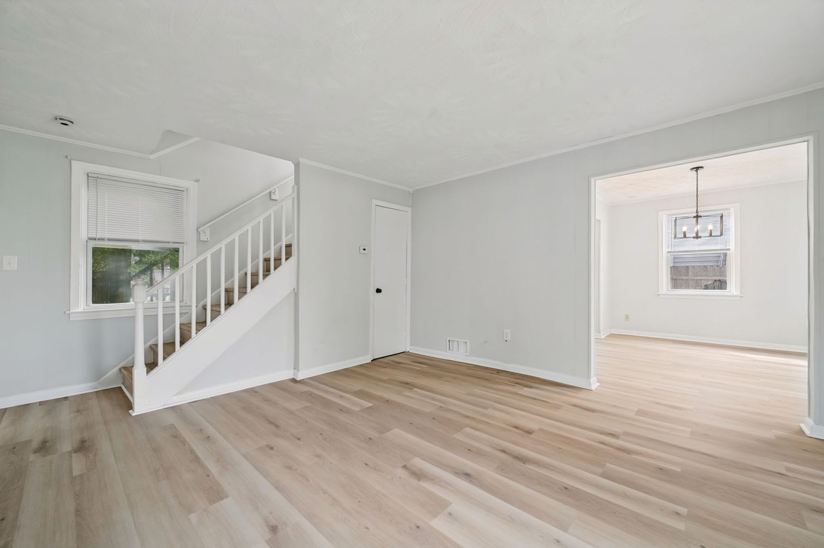 Newly Renovated 2-Bedroom Home – photo 4