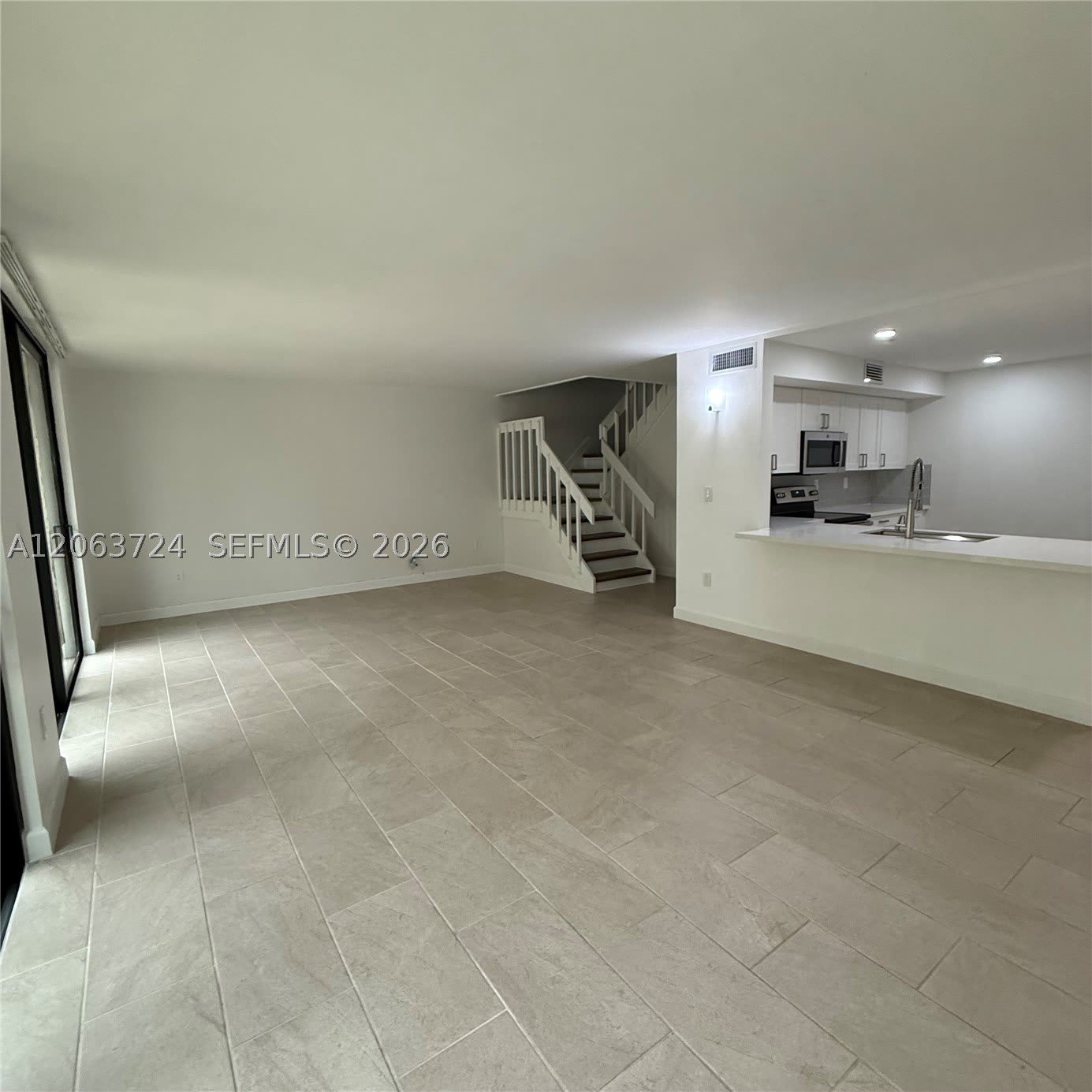 10672 SW 79th Ter – photo 2