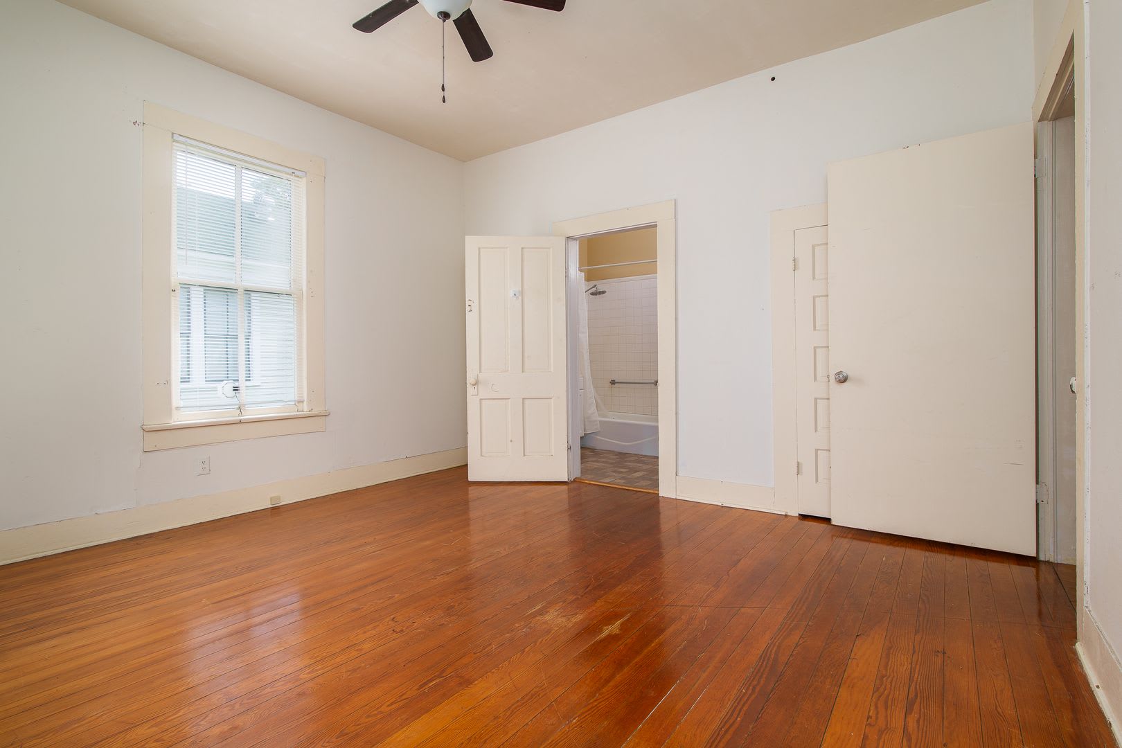 1211 Holly St 2/1 near downtown Alex – photo 5