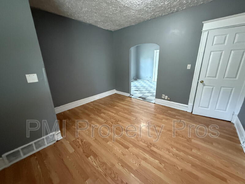 1415 N 37th St – photo 3