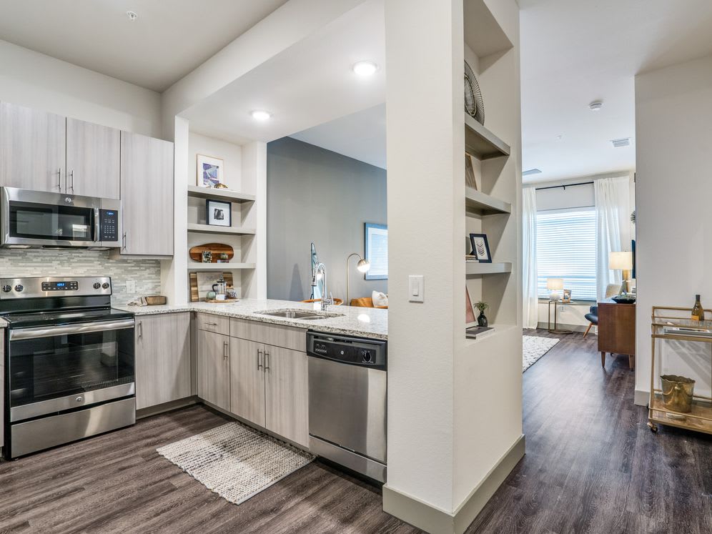 Avalon by AvalonBay West Plano – photo 3