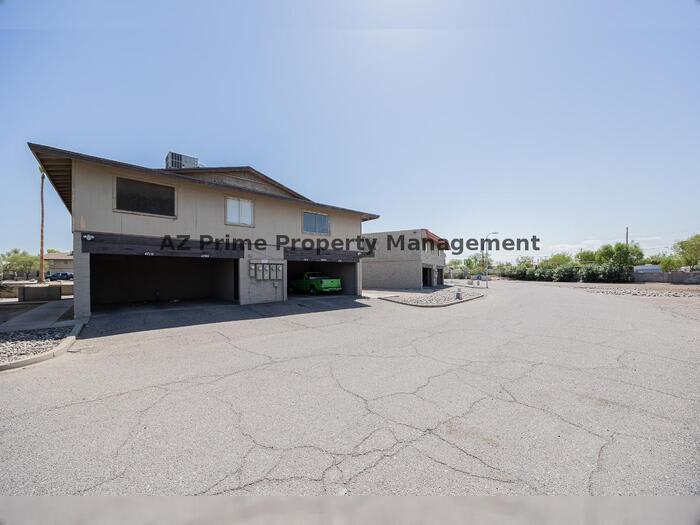 4708 East Portland Street – photo 4