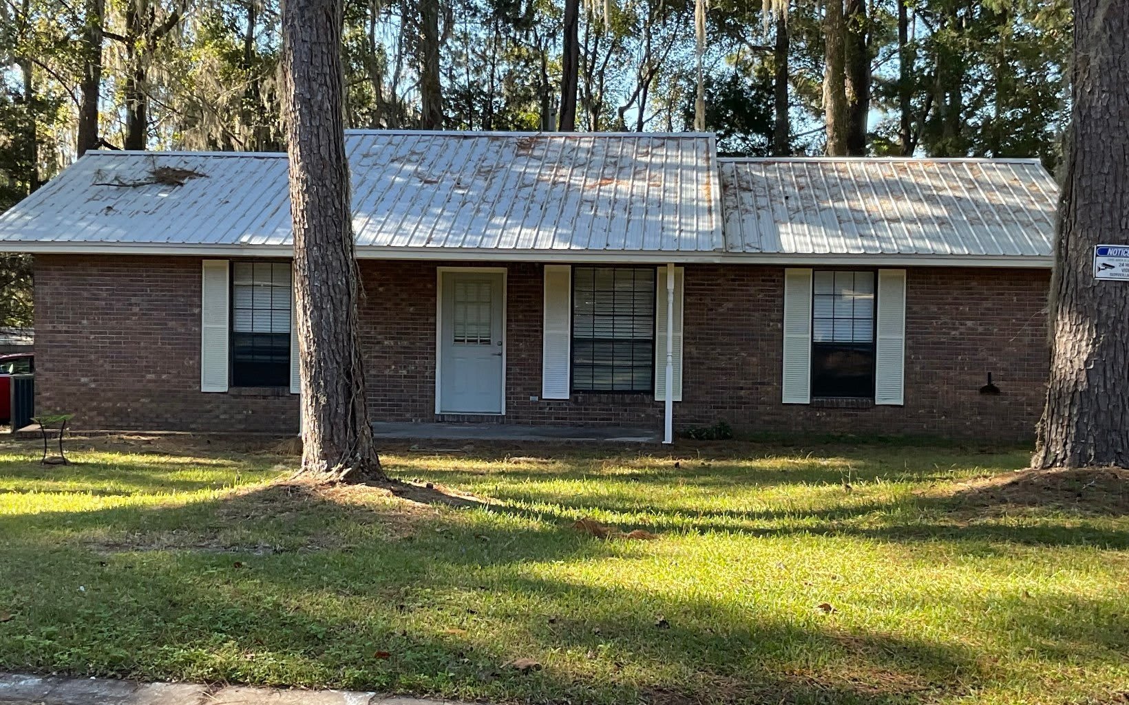 1196 Se Magnolia Loop – photo 1