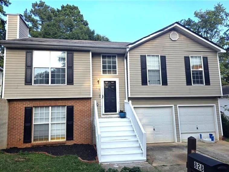 828 Tradd Court – photo 2