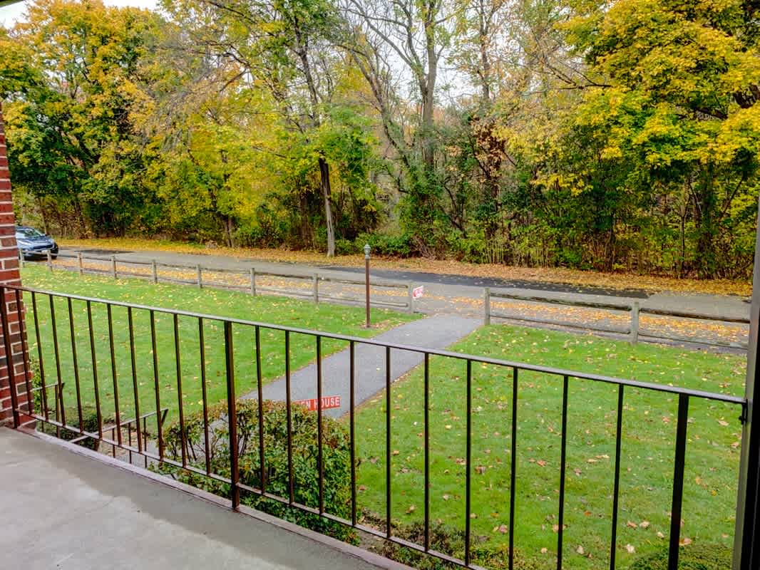 Elmwood Park – photo 2