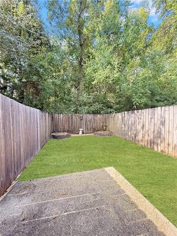 14586 HONEYSUCKLE Street – photo 2
