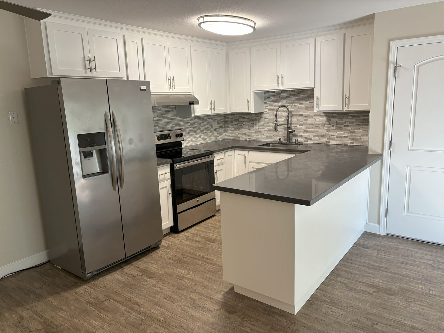 Beautiful 2Br/1Ba Condo by the Beach – photo 5
