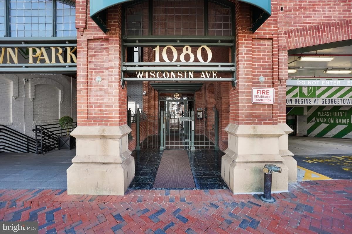 1080 WISCONSIN Avenue NW – photo 3