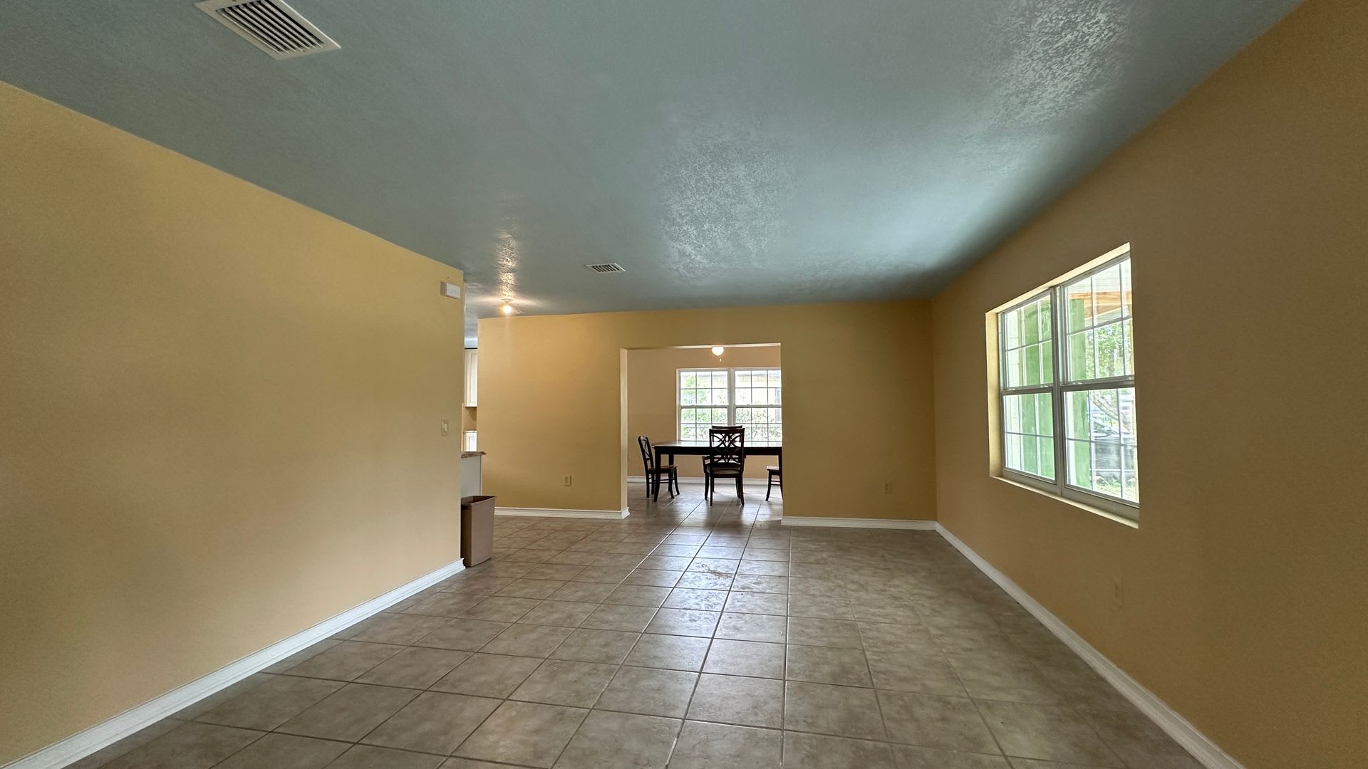 Fully Renovated 3BR – photo 4