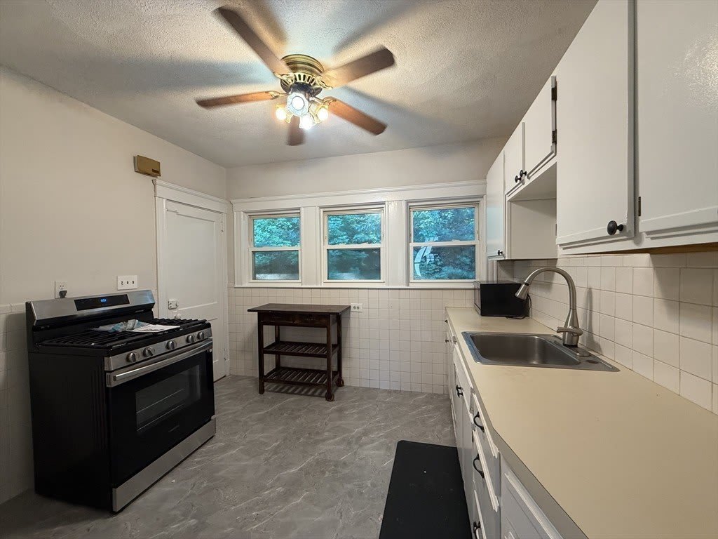 61 Westchester Rd – photo 5