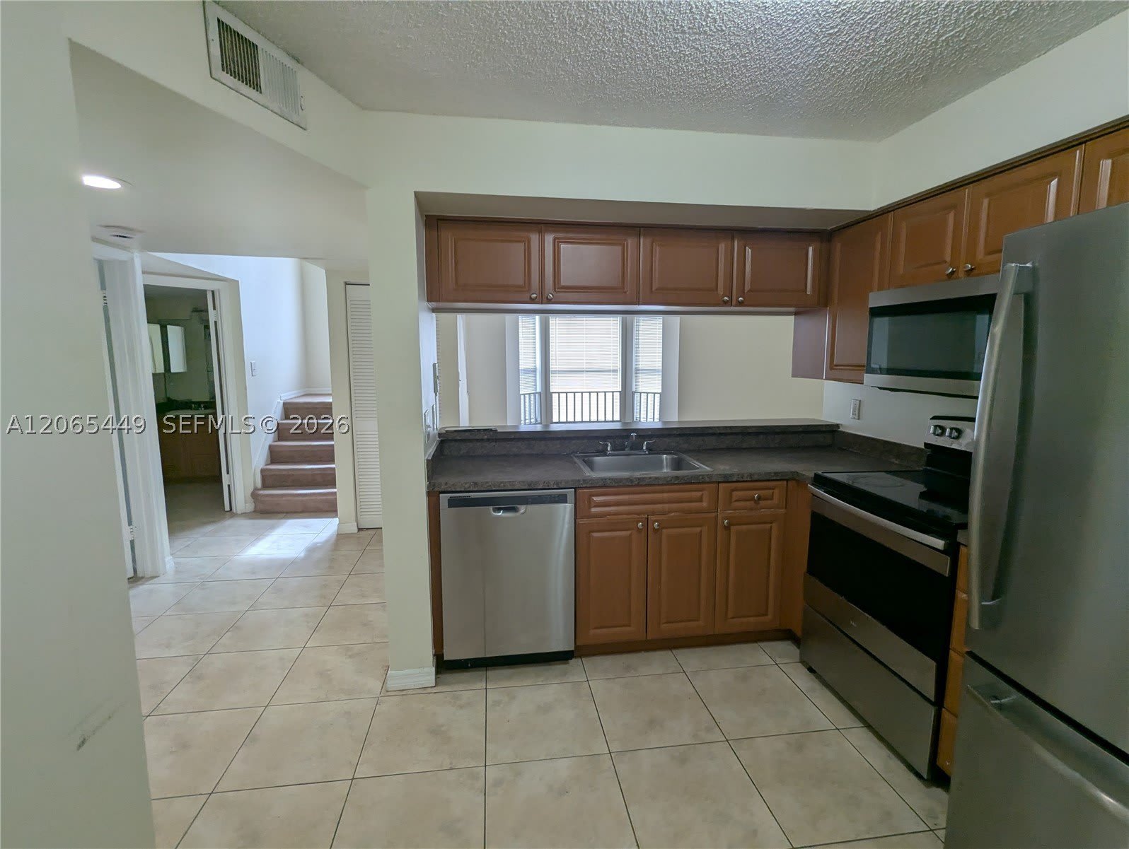 15201 Glenmoor Dr – photo 4