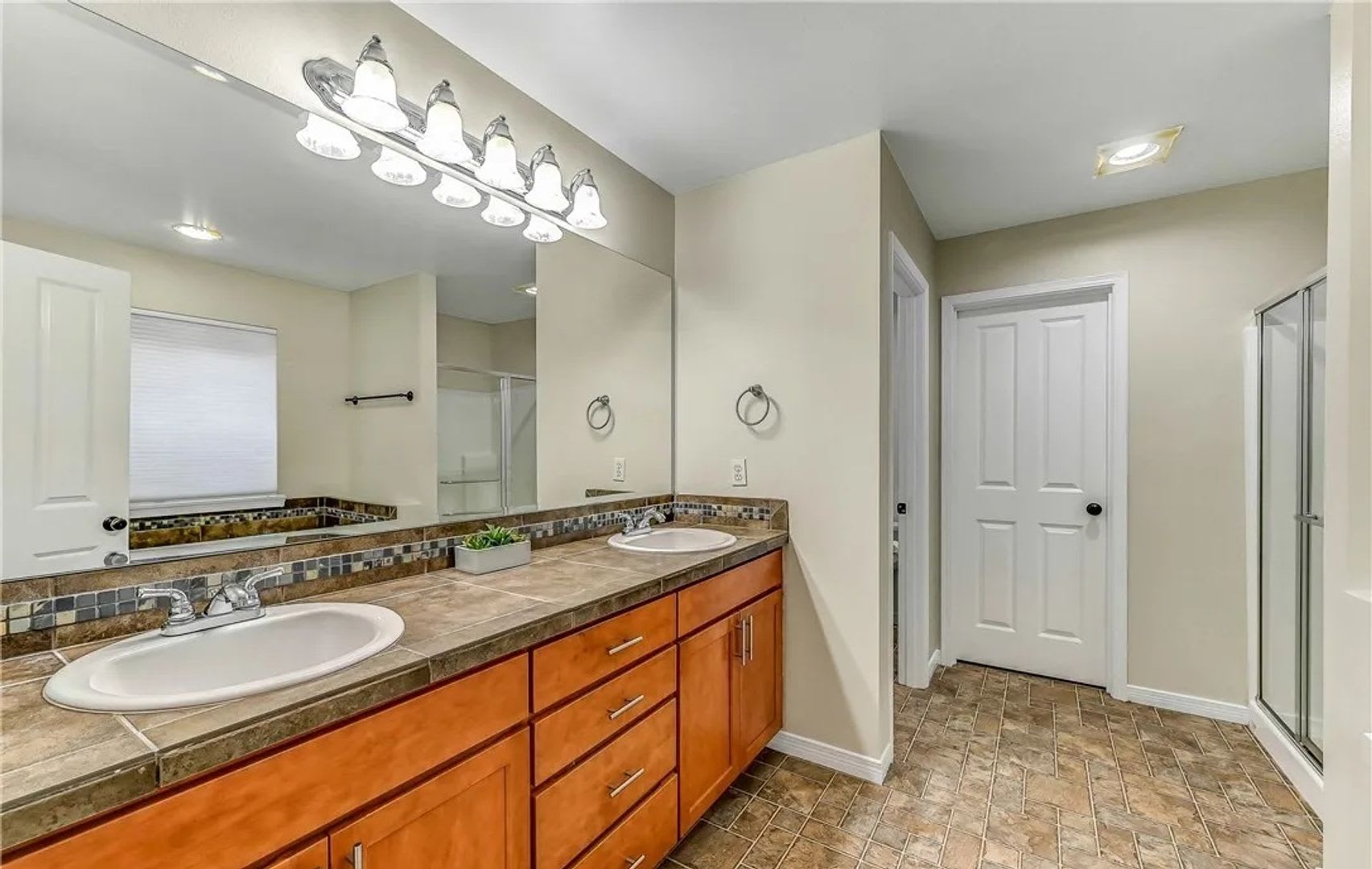 4bd/3ba Bothell Home – photo 5