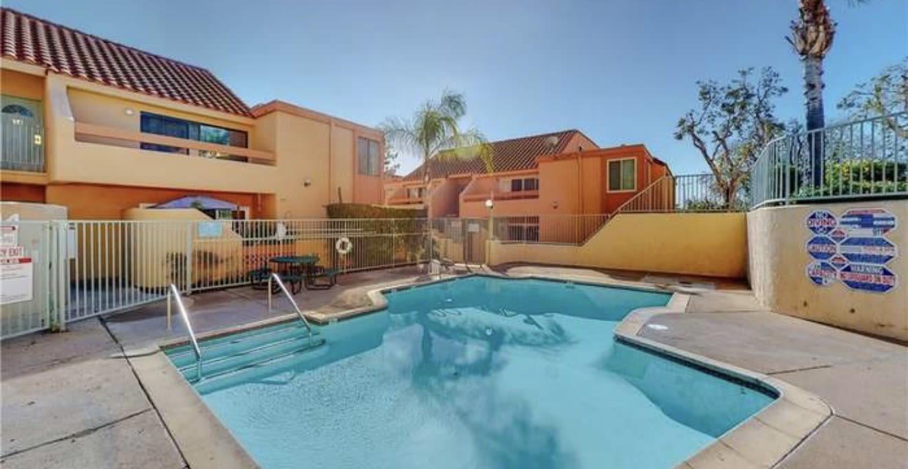 1440 W Edgehill Rd Apt 23 – photo 4