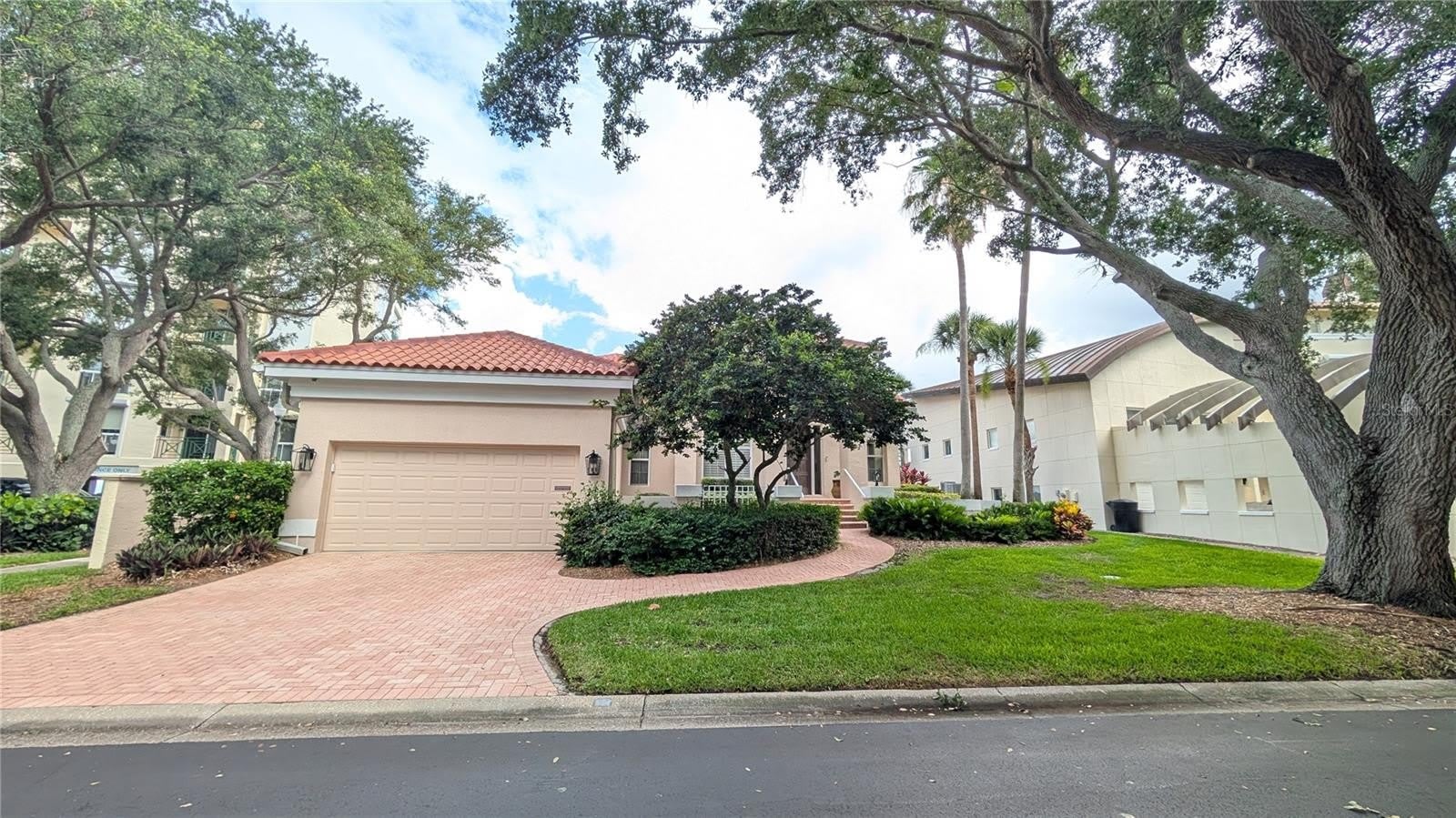 4709 DOLPHIN CAY Lane – photo 2