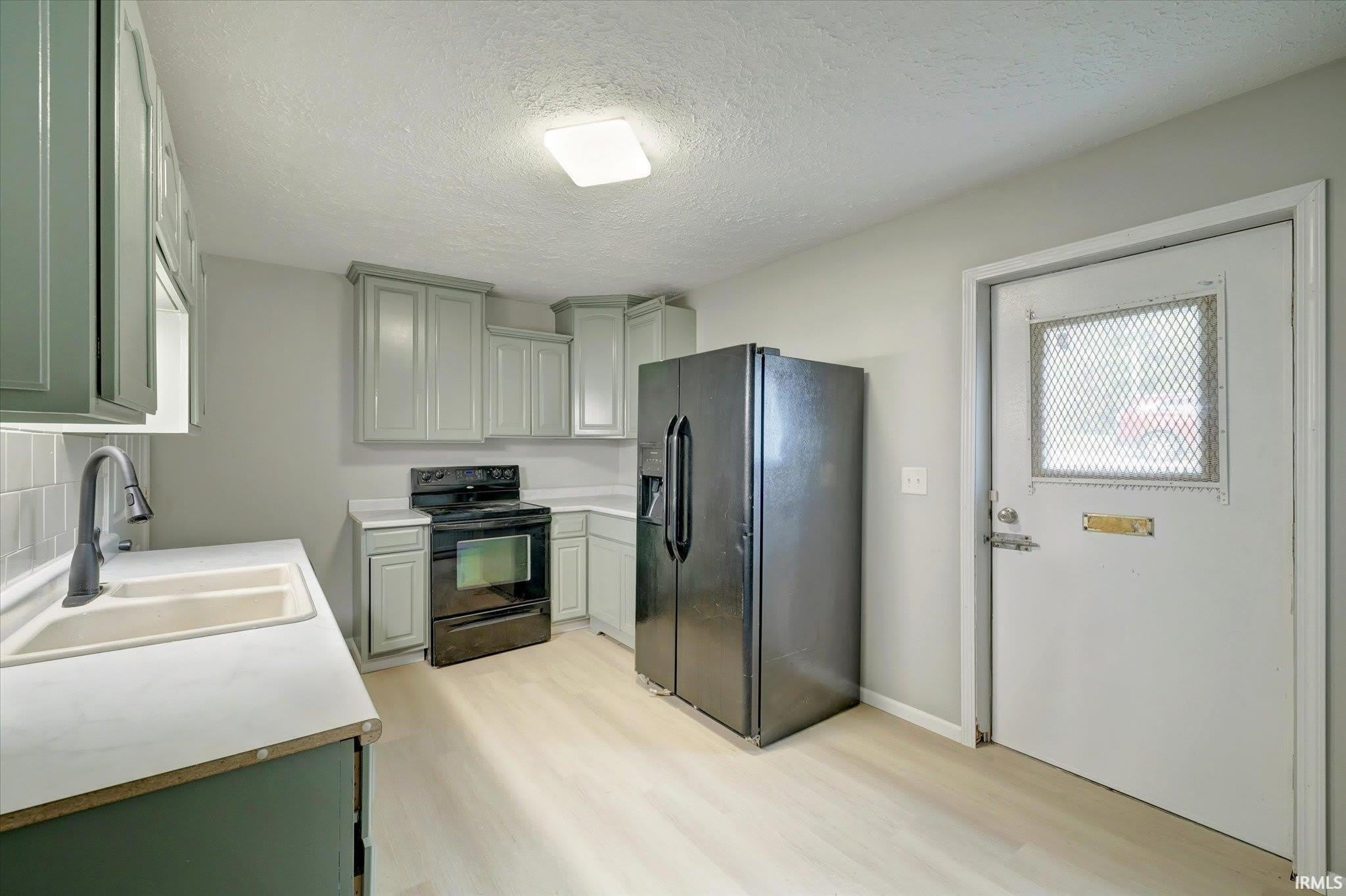 4695 N State road 43 – photo 3