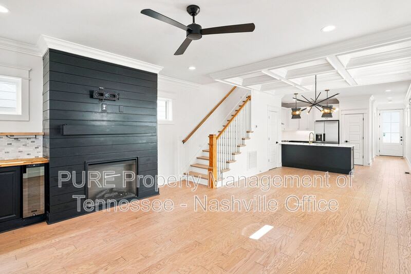 2728 Herman ST – photo 4