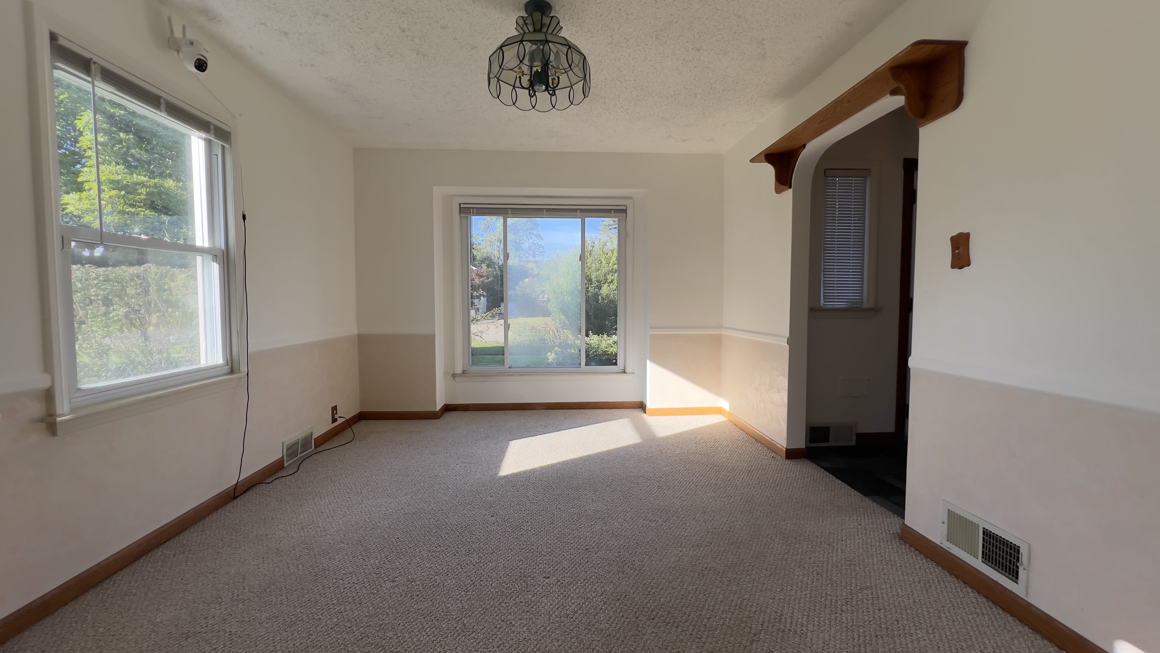 1914 East 2nd Street – photo 4
