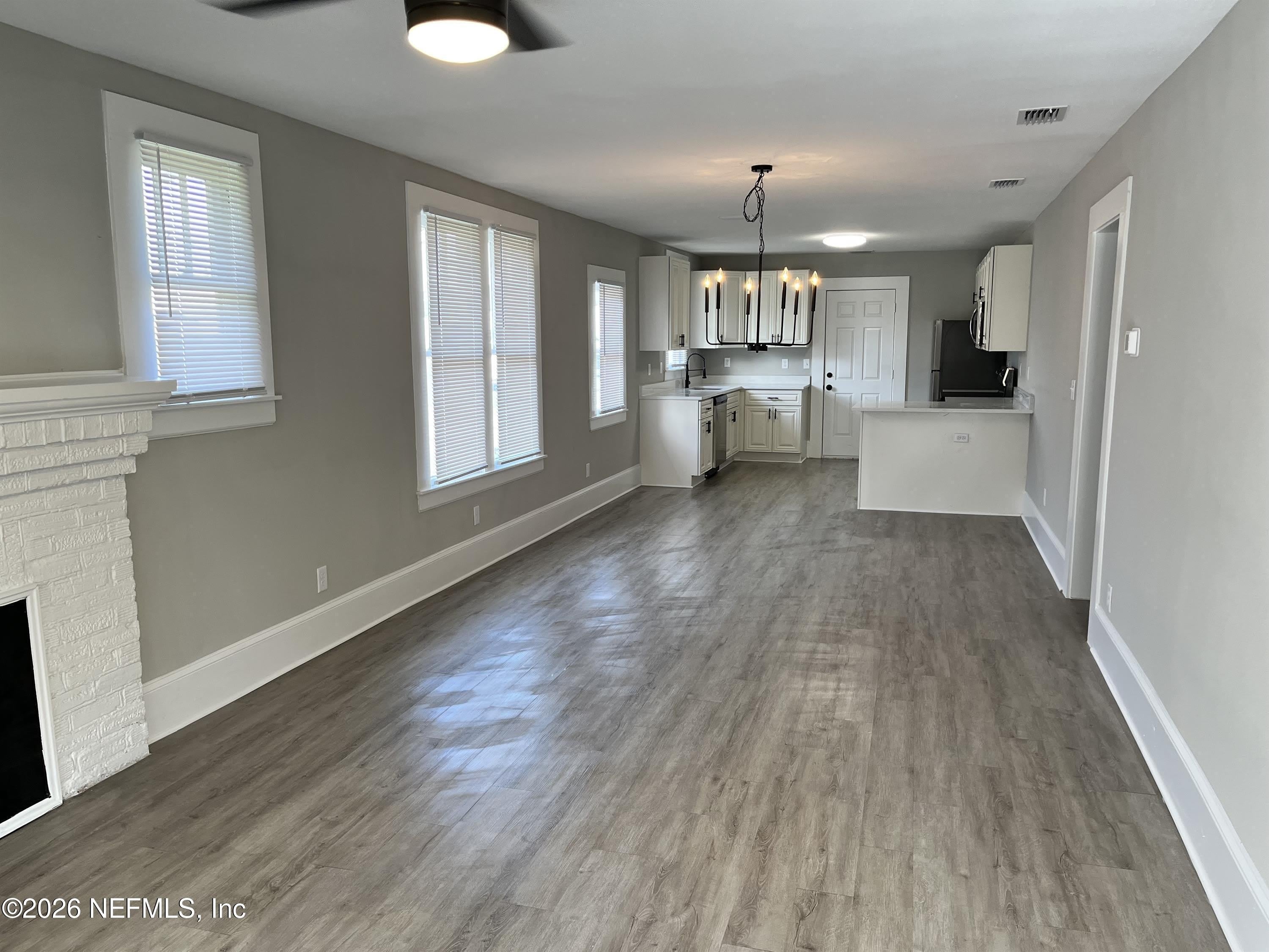 2105 Gilmore Street – photo 3