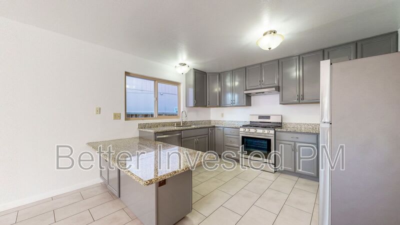 1417 Gregory Ct – photo 4