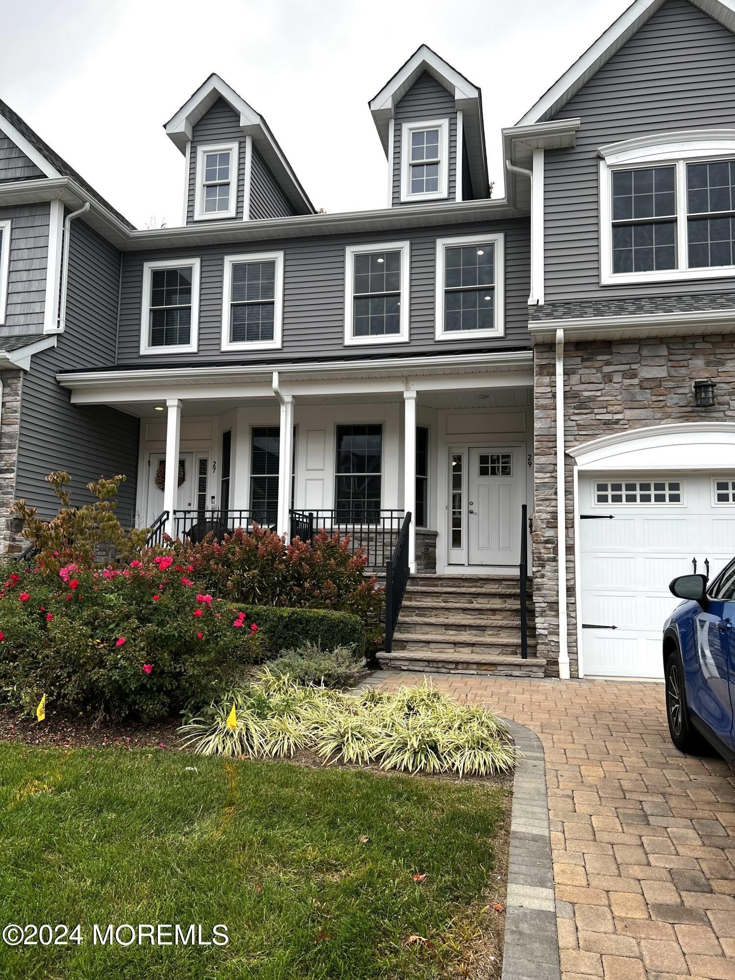 29 Mccormick Avenue N – photo 2