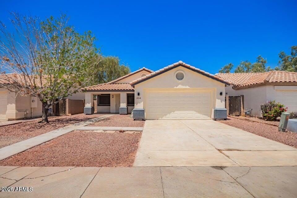 2014 N 84 Lane – photo 1