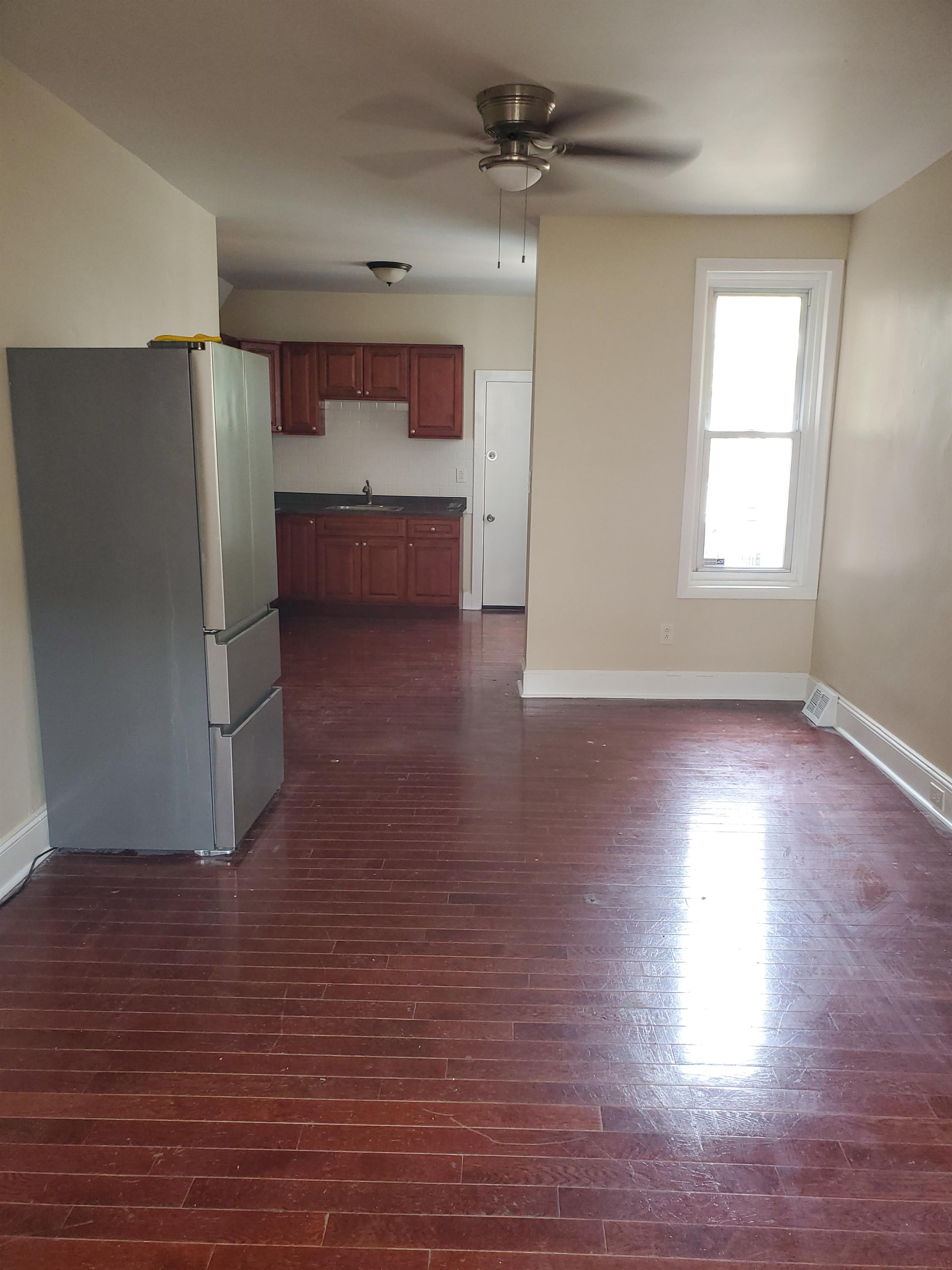 3050 Memphis Street – photo 2