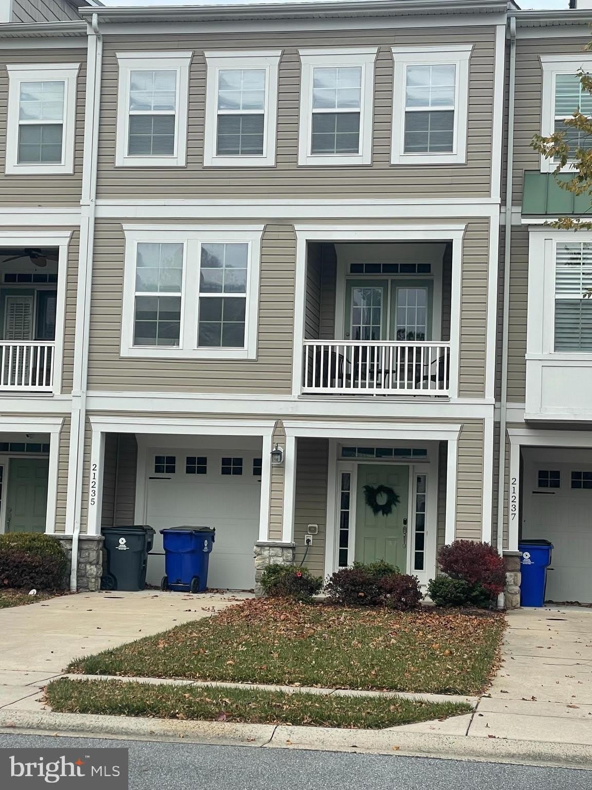 21235 CATALINA Circle – photo 1