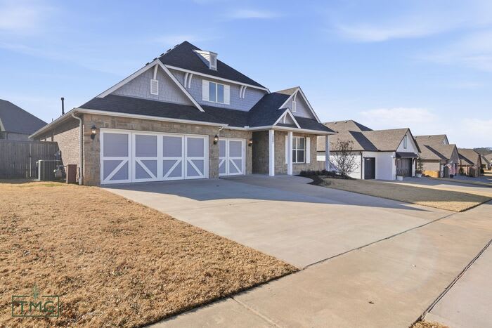 1507 East Jasper Place – photo 3